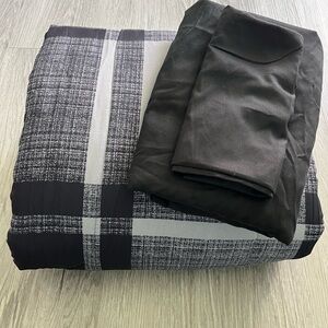 Twin XL Plaid Black &Gray Bedding Set with fitted sheet & case College Dorm set